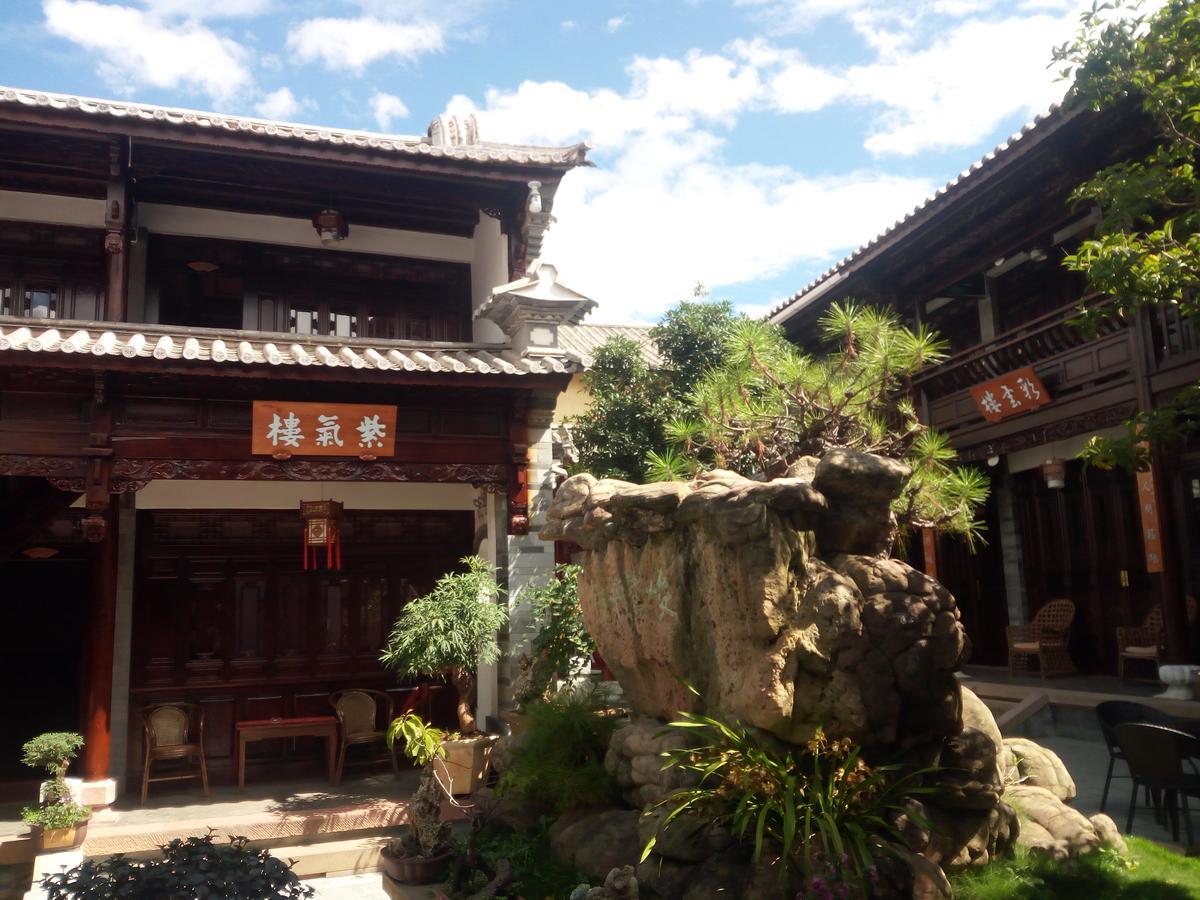 Shaxi Aoding Courtyard Bed & Breakfast Jianchuan Bagian luar foto