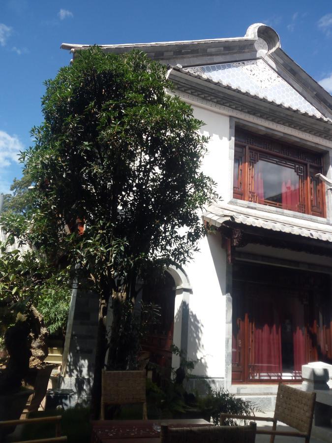 Shaxi Aoding Courtyard Bed & Breakfast Jianchuan Bagian luar foto