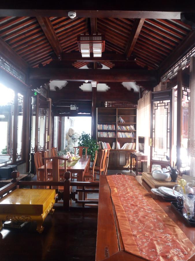 Shaxi Aoding Courtyard Bed & Breakfast Jianchuan Bagian luar foto