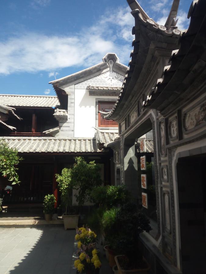 Shaxi Aoding Courtyard Bed & Breakfast Jianchuan Bagian luar foto
