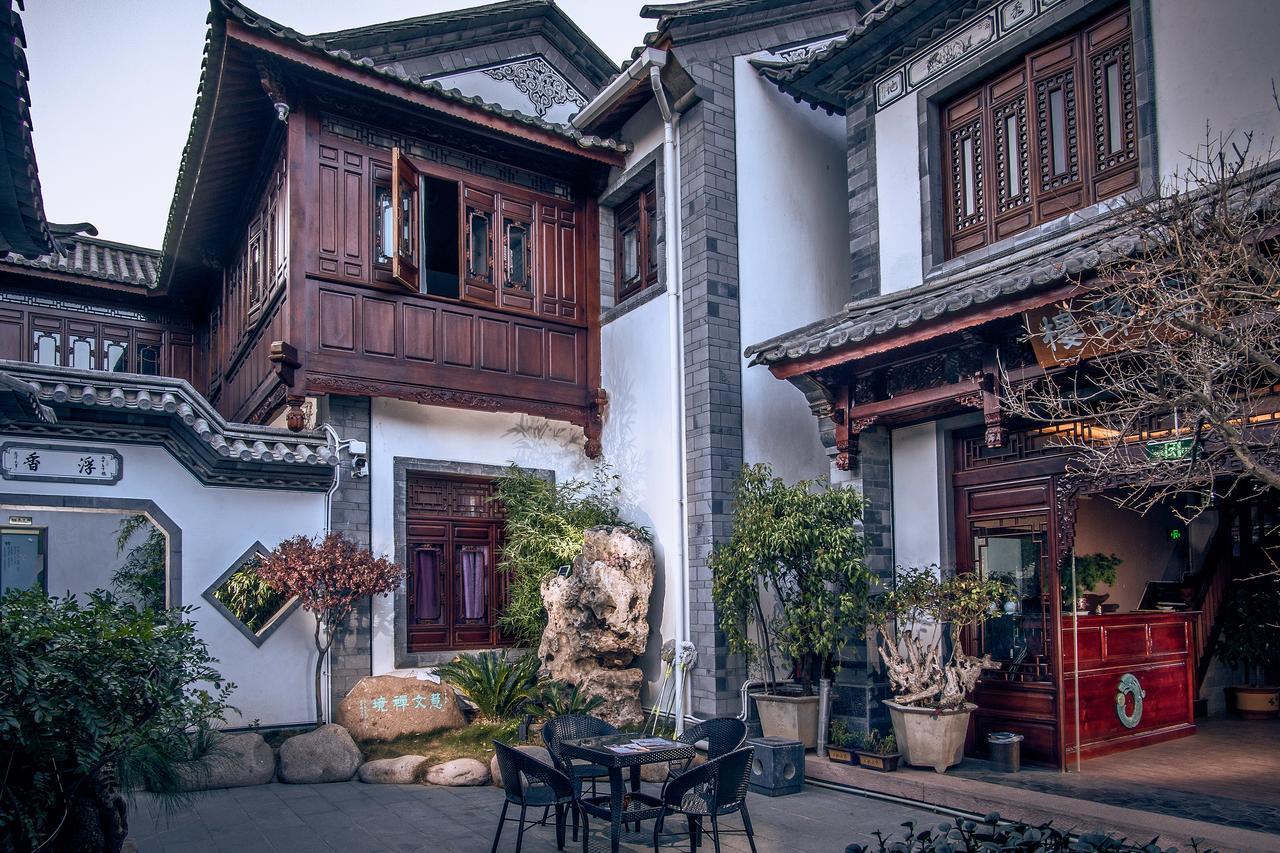Shaxi Aoding Courtyard Bed & Breakfast Jianchuan Bagian luar foto